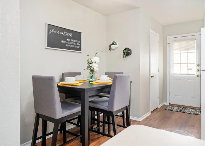 Zroyal 2br Mid-term Housing Near Ft Cavazos - Ideal For Tdy, Travel Nurses, Contractors, And Extended * Killeen