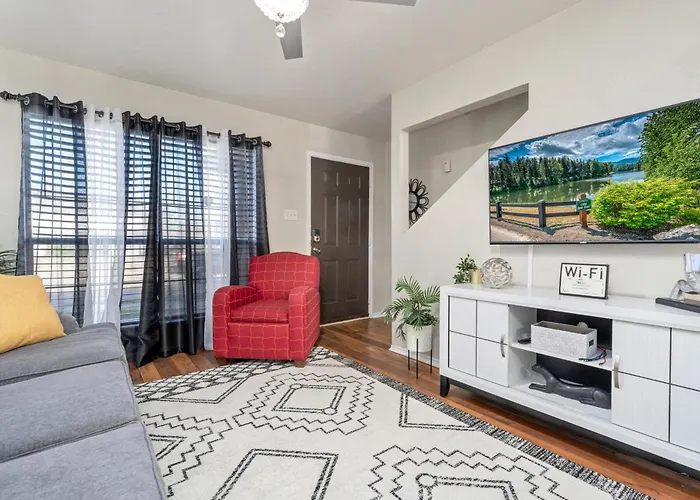 Apartment Zroyal 2br Mid-term Housing Near Ft Cavazos - Ideal For Tdy, Travel Nurses, Contractors, And Extended *
