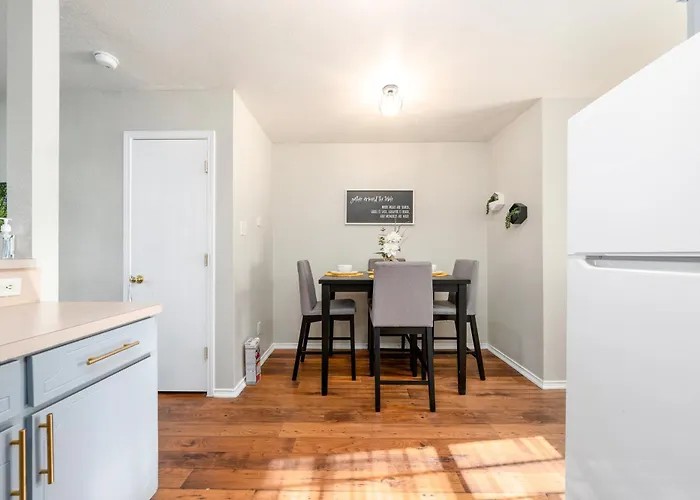 Zroyal 2br Mid-term Housing Near Ft Cavazos - Ideal For Tdy, Travel Nurses, Contractors, And Extended Killeen